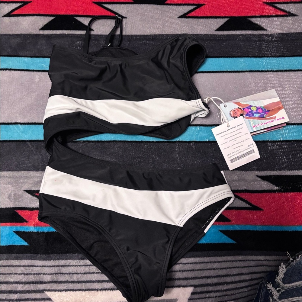 Limeapple Black and White side cut out swimsuit